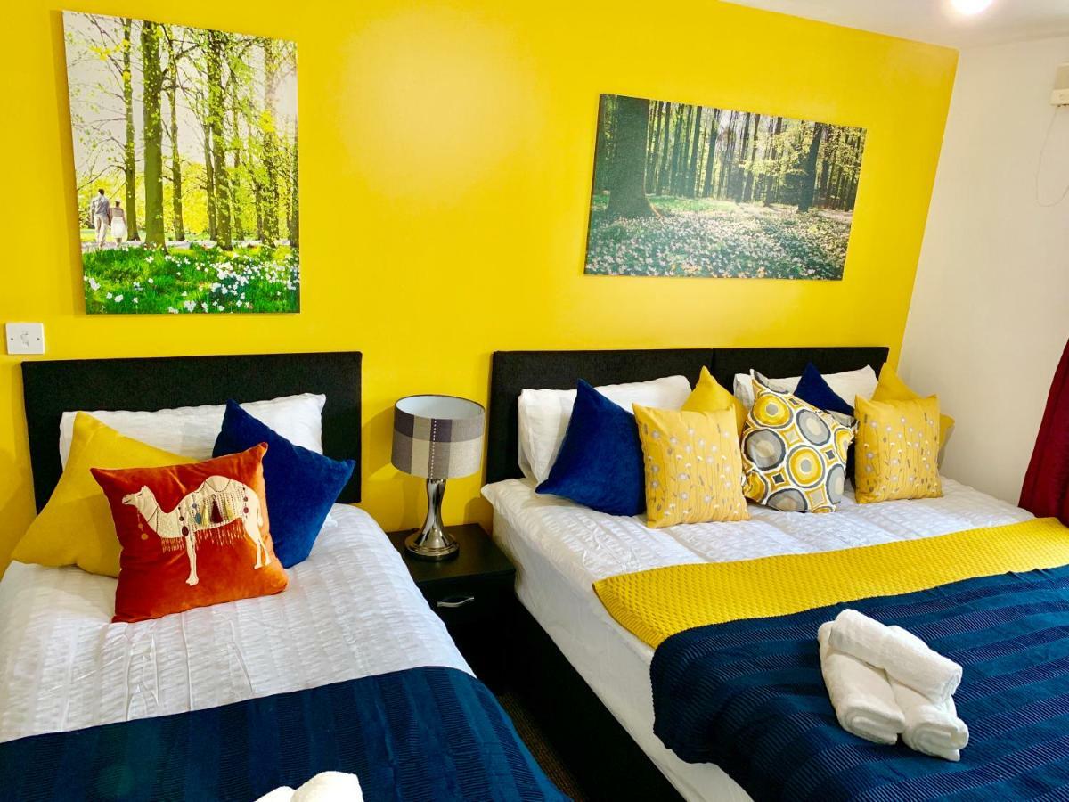 2 Bedrooms Modern Apartment, Lounge, Full Kitchen, Balcony, 5 Minutes Stratford Station Londres Exterior foto